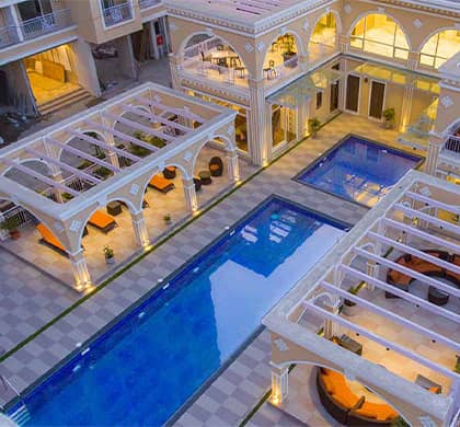 Swimming_Pool_celeste